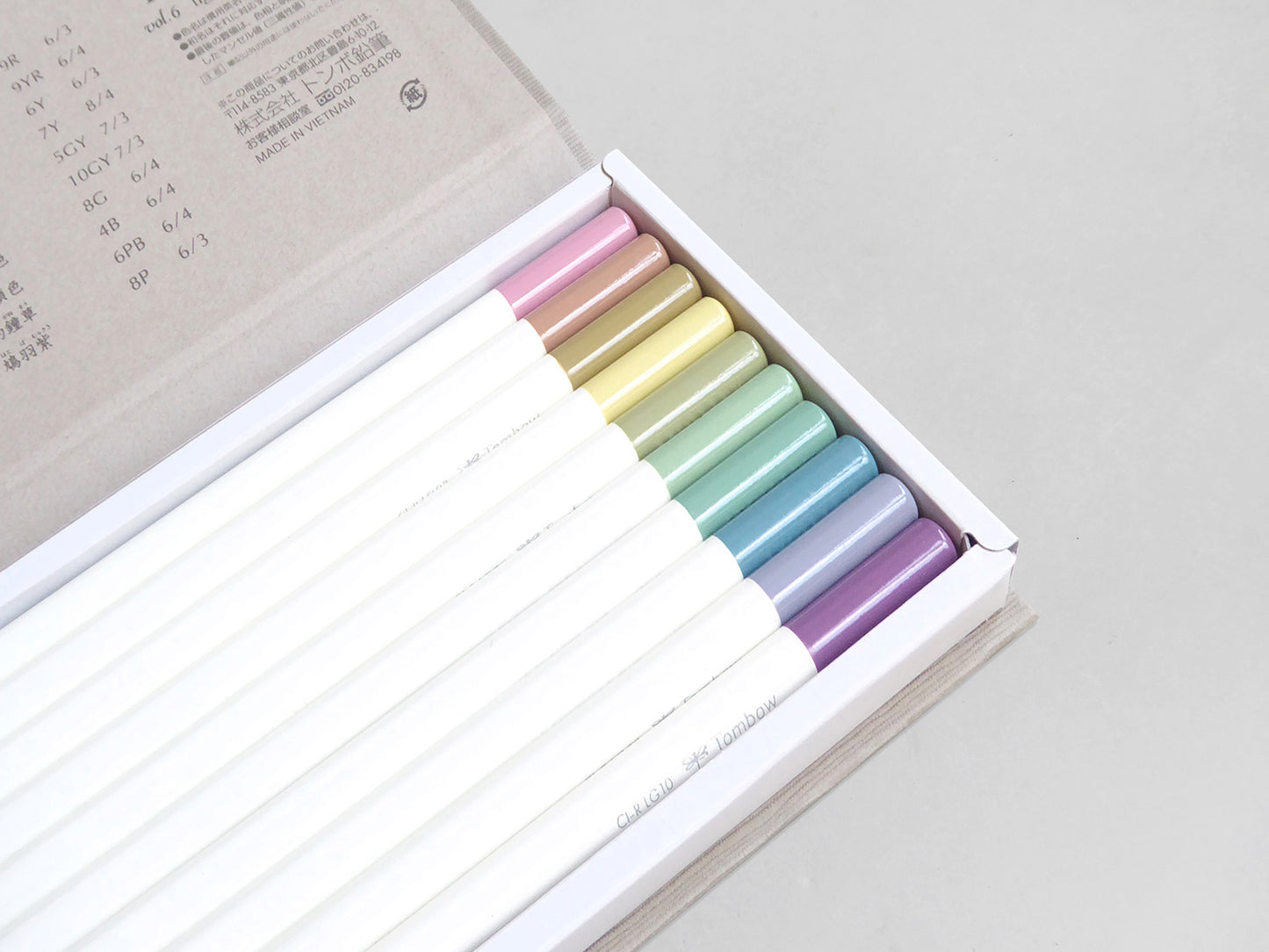 Irojiten Colour Dictionary (ii)